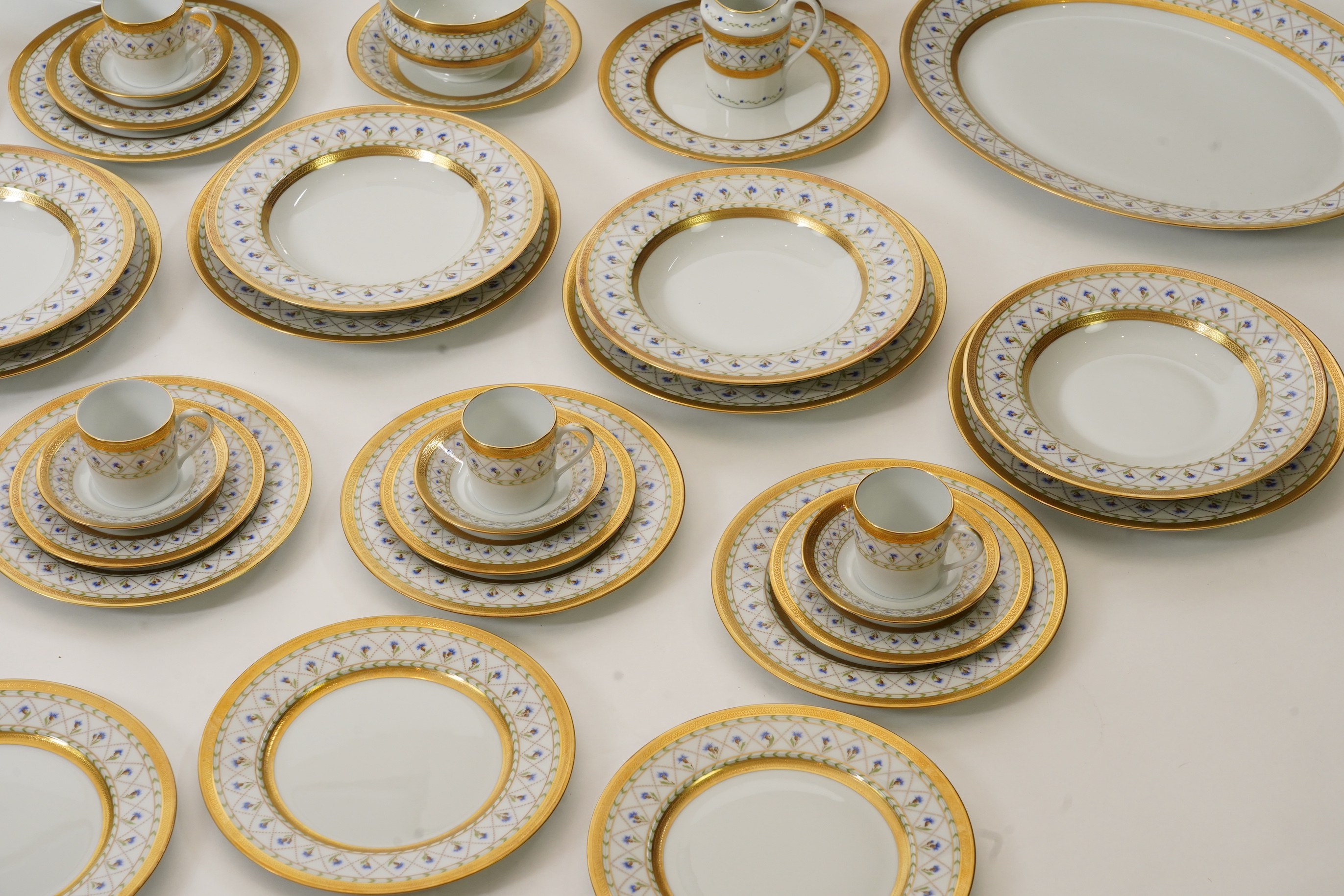 A Haviland Limoges 'Val De Loire Or' part dinner/coffee service
